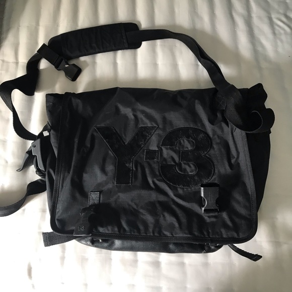y3 crossbody bag